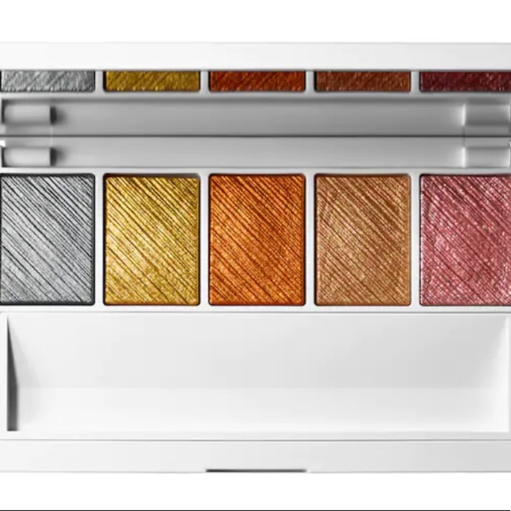 MAKEUP BY MARIO
Master Metals® Eyeshadow Palette